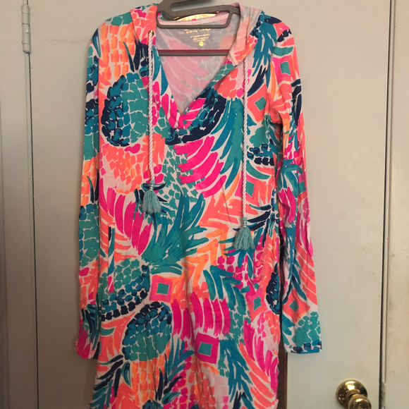 Lilly Pulitzer Dresses & Skirts - Lilly Pulitzer Hooded Dress